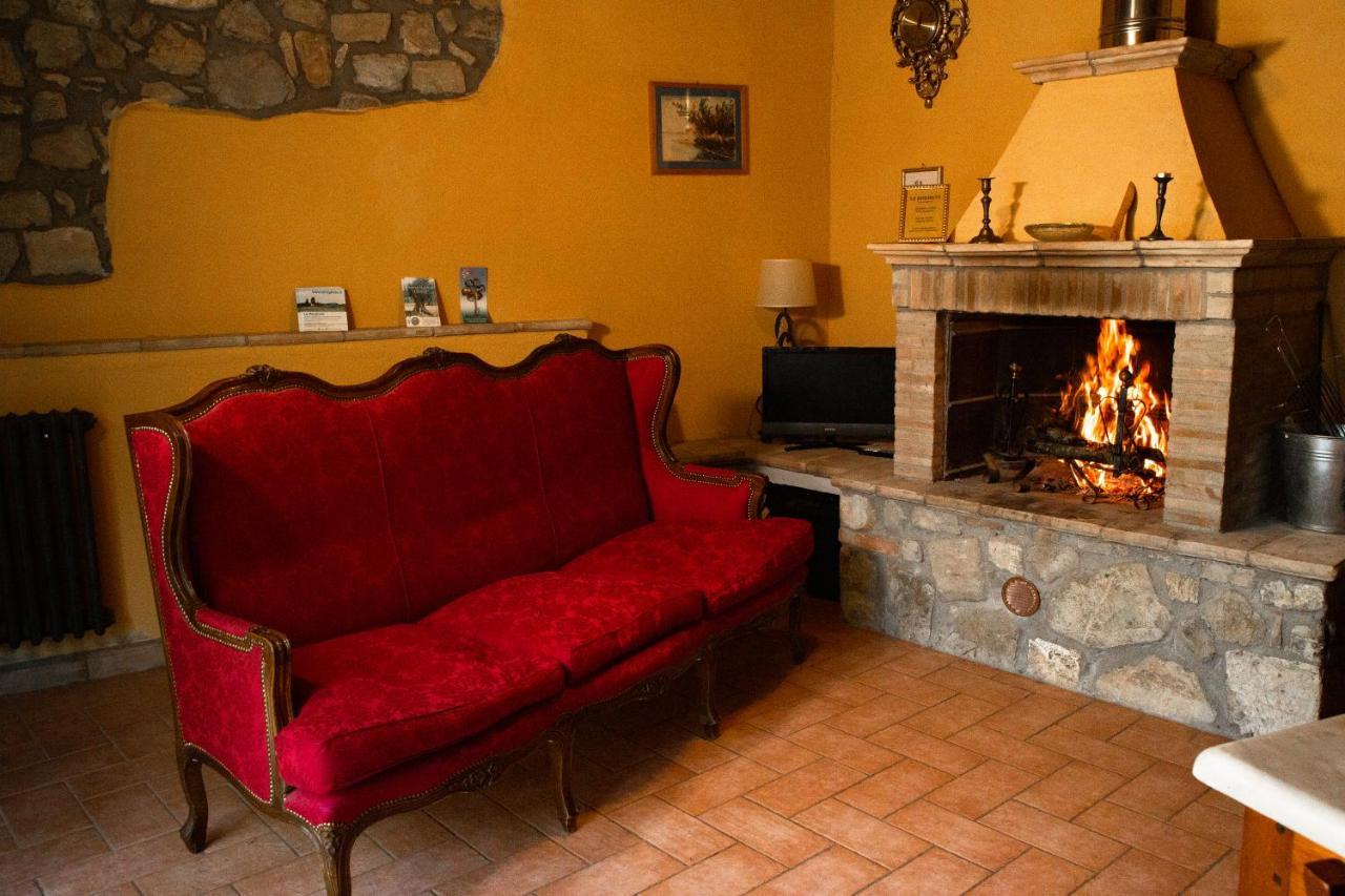 Agriturismo Le Roghete 아쿠아펜덴테 외부 사진