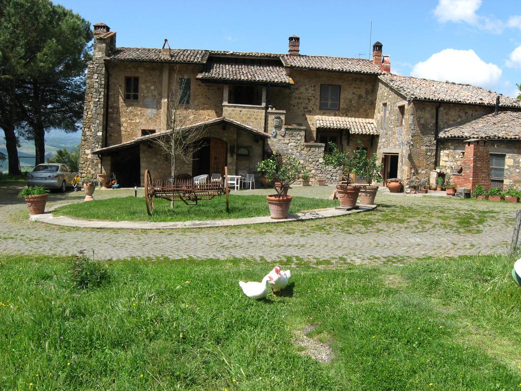 Agriturismo Le Roghete 아쿠아펜덴테 외부 사진